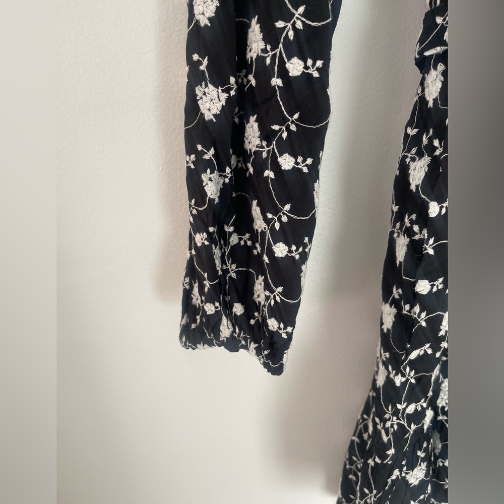 Draper James Women's medium Black and White Embroidered Long Sleeve Dress - Picture 6 of 14